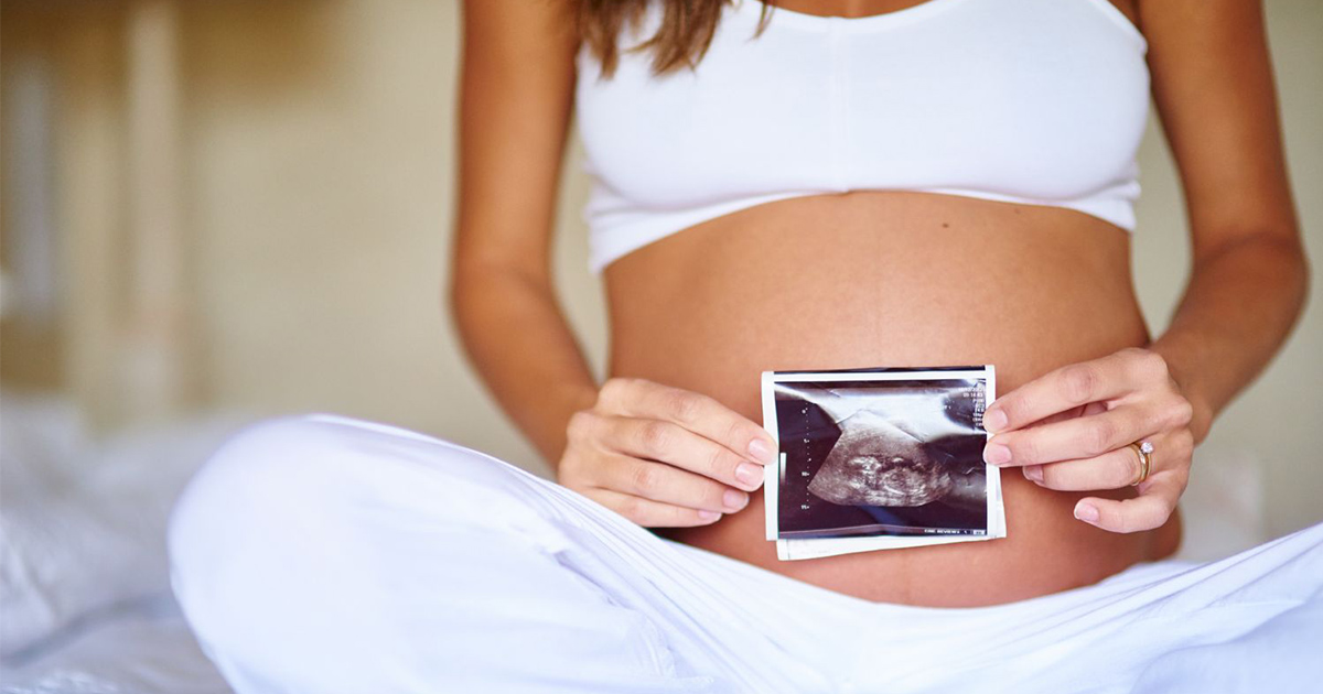 Qué escucha el feto desde el útero? - VITA Medicina Reproductiva