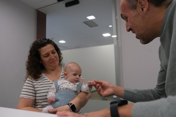 “El premio estaba claro”: la historia de Toni y Zoraida tras cumplir su sueño gracias a la fecundación in vitro